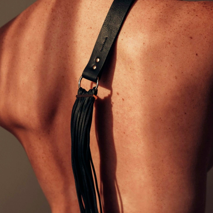 Tassel flogger
